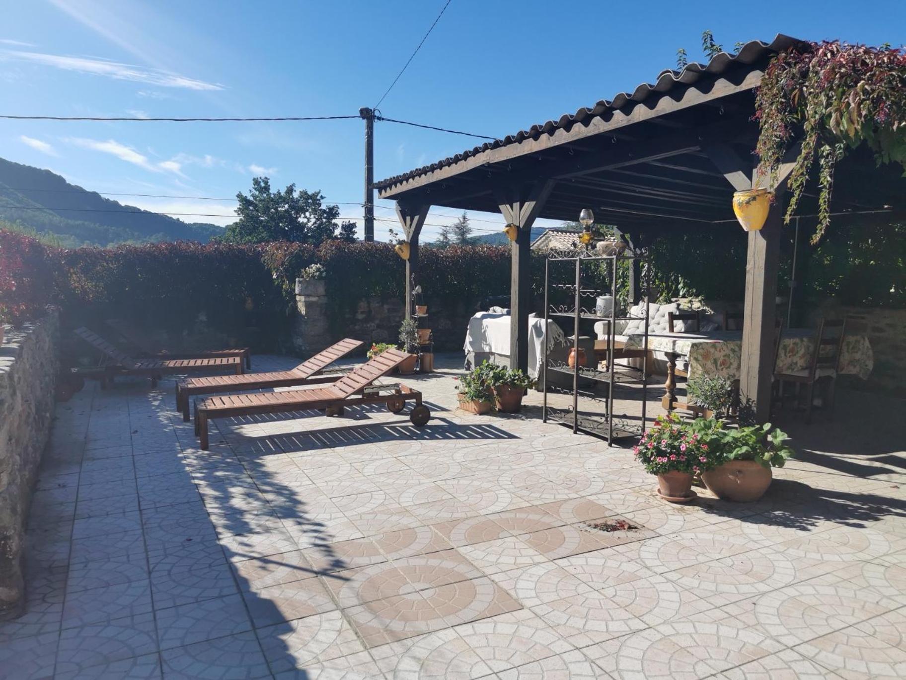 Mes Maisons Gardoises, Two Gites Sleeping 13 With Two Private Pools, Kids Room, Laundry, Disco, Free Wifi, Linen And Dog'S Are Welcome Gagnières Dış mekan fotoğraf